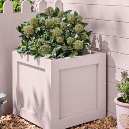 Laura Ashley mööbli ja seina värv pink blush